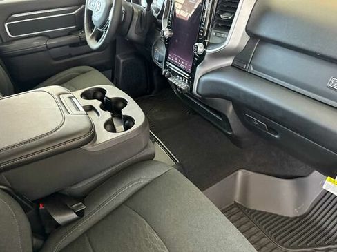 New 2026 RAM 2500 Big Horn AWD/4WD image 12