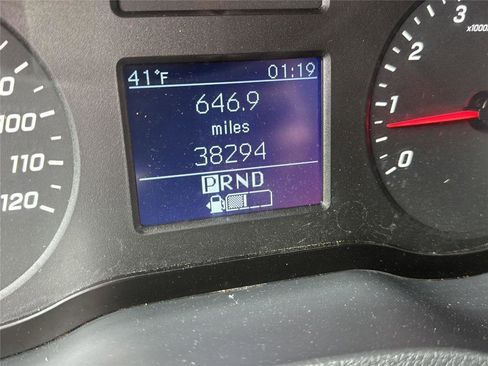 Used 2021 Mercedes-Benz Sprinter 2500 image 12