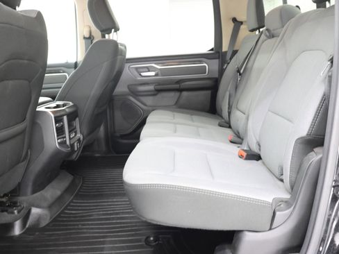 Used 2020 RAM 1500 Big Horn AWD/4WD image 9