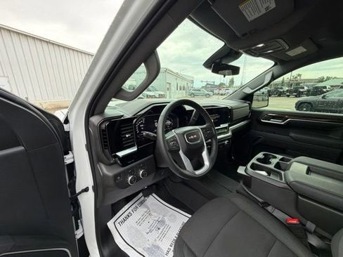 Used 2026 GMC Sierra 1500 Elevation w/ Elevation Select Package AWD/4WD image 11
