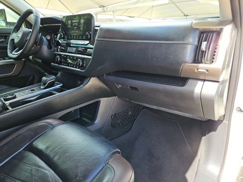 Used 2023 Nissan Pathfinder Platinum w/ Cargo Package AWD/4WD image 29