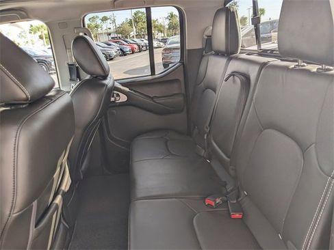 Used 2021 Nissan Frontier PRO-4X w/ Pro-4x Utility Package image 10