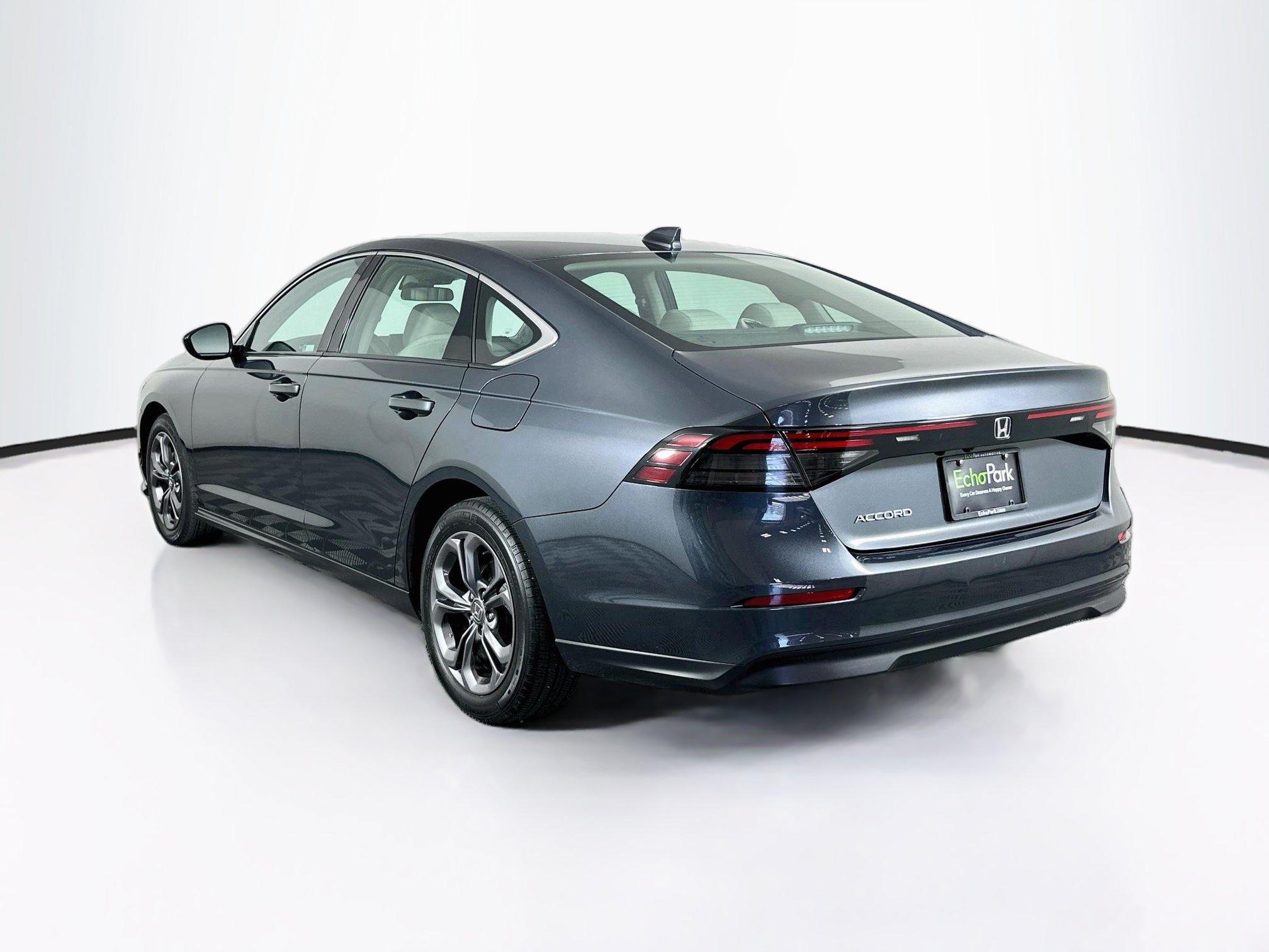 Used 2023 Honda Accord EX image 5
