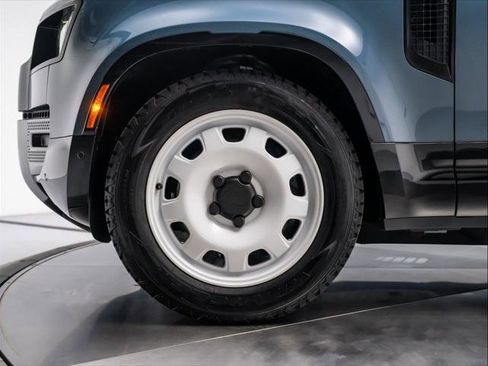 Used 2025 Land Rover Defender 110 S AWD/4WD image 11