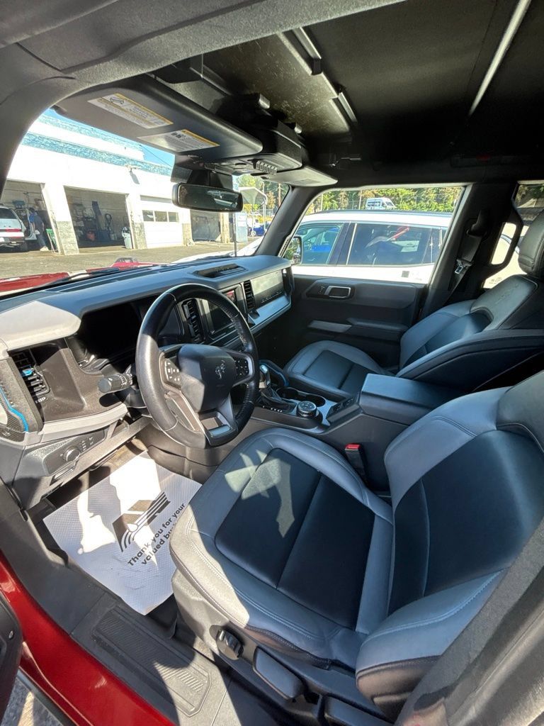 Used 2022 Ford Bronco Black Diamond AWD/4WD image 6