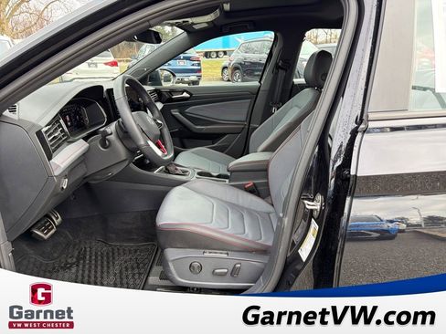 Used 2025 Volkswagen Jetta GLI Autobahn image 10