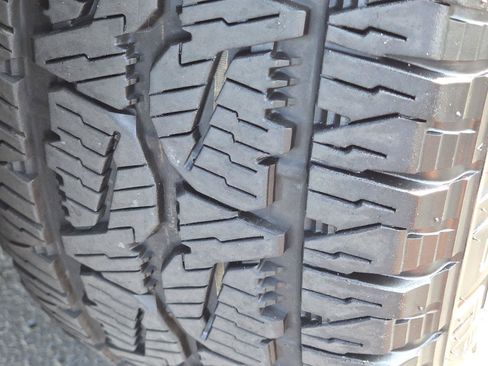 Used 2026 Ford Explorer Tremor AWD/4WD image 12