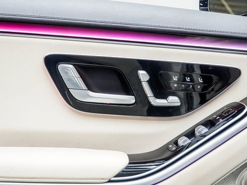 Used 2023 Mercedes-Benz S 500 4MATIC image 38