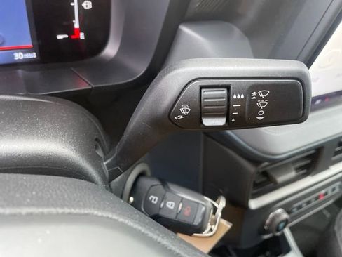 New 2025 Ford Maverick XL w/ Equipment Group 101A image 30