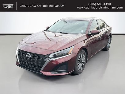 Used 2023 Nissan Altima 2.5 SV