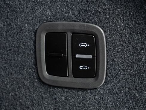 New 2026 Porsche Cayenne S AWD/4WD image 32