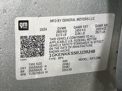 Used 2024 GMC Acadia Elevation w/ Luxury Package FWD image 7