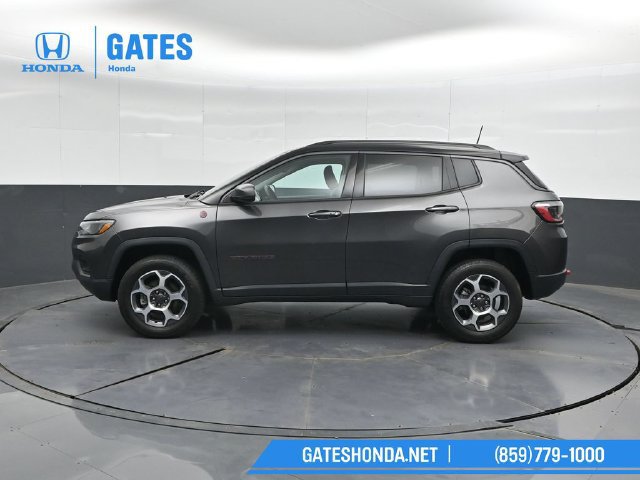 Used 2022 Jeep Compass Trailhawk w/ Trailhawk Convenience Group AWD/4WD image 7