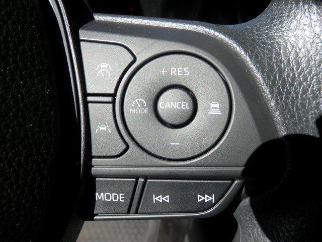 Used 2026 Toyota Corolla LE FWD image 21