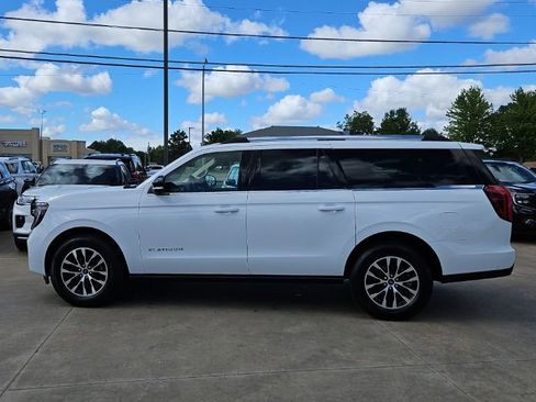 Used 2025 Ford Expedition Max Platinum AWD/4WD image 8