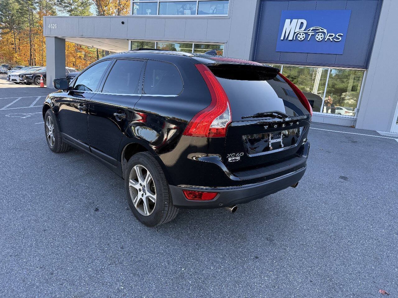Used 2013 Volvo XC60 T6 AWD/4WD image 9