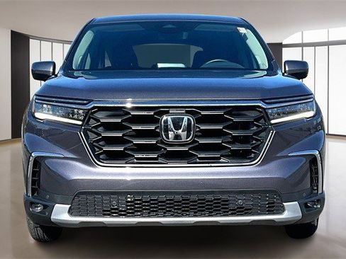 Certified 2025 Honda Pilot EX-L image 2