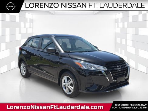 Certified 2025 Nissan Kicks Play S FWD image 1