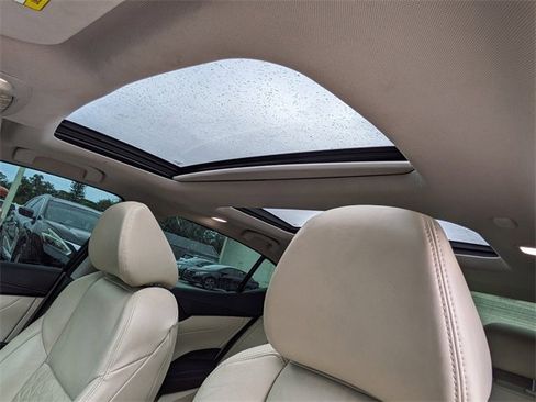Used 2021 Nissan Maxima Platinum w/ Sport Mat Group image 21