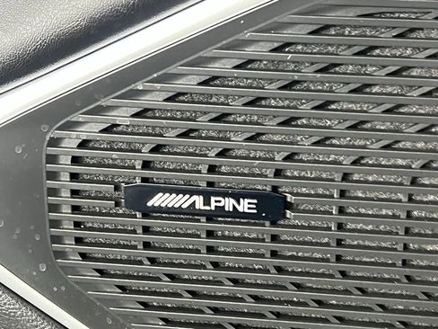 Used 2023 Jeep Wagoneer Series III w/ Rear Seat Video Group 1 image 13