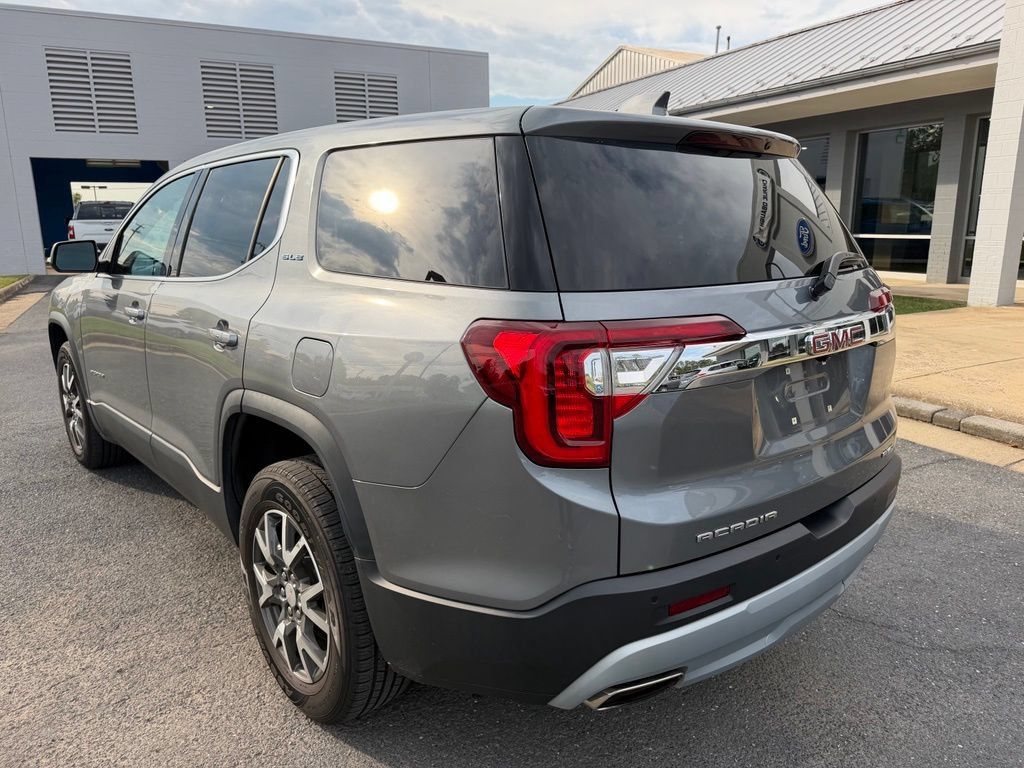 Used 2021 GMC Acadia SLE AWD/4WD image 3