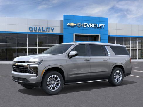 New 2026 Chevrolet Suburban LS image 26