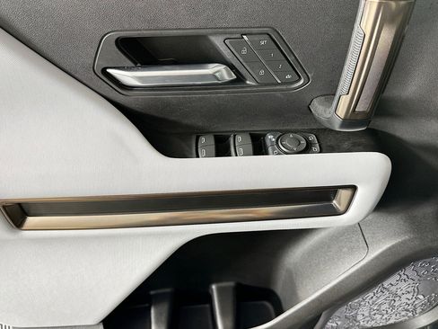 Used 2025 GMC Hummer EV 3X w/ LPO, Cargo Utility Package image 21