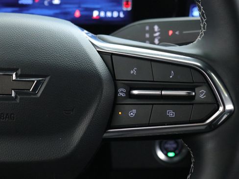 Used 2024 Chevrolet Traverse Z71 image 15