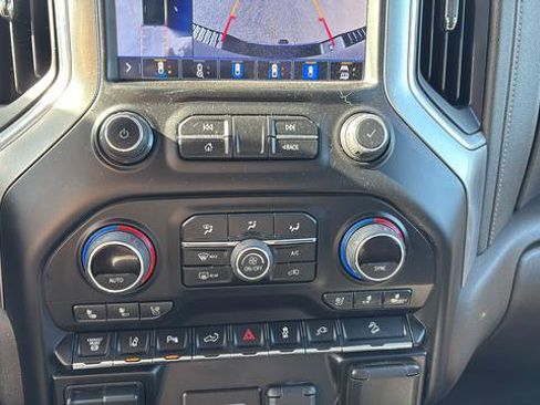 Used 2020 Chevrolet Silverado 2500 LTZ w/ LTZ Premium Package AWD/4WD image 16