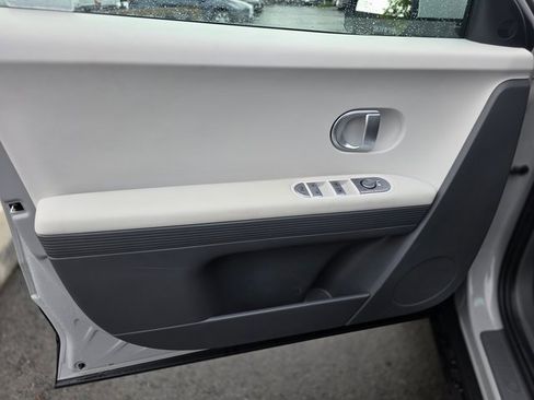 Certified 2024 Hyundai Ioniq 5 SEL image 18