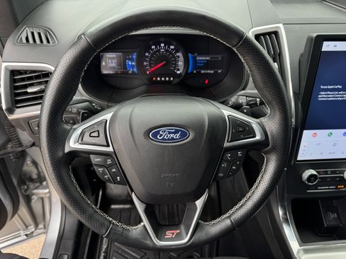 Certified 2022 Ford Edge ST image 17