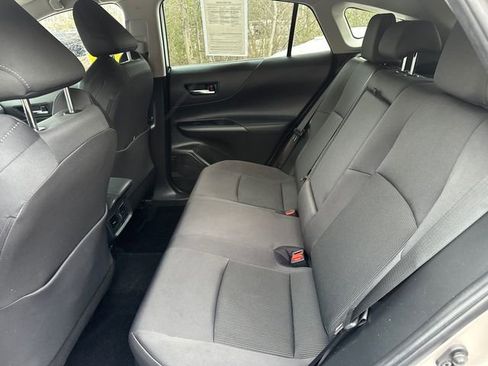 Certified 2024 Toyota Venza LE image 19