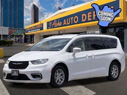 Used 2022 Chrysler Pacifica Touring-L