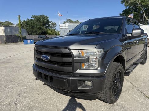 Used 2017 Ford F150 Lariat AWD/4WD image 10