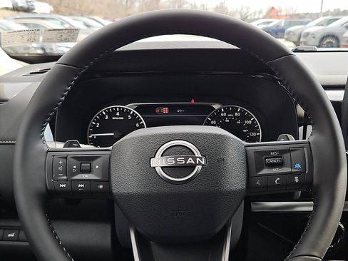 New 2026 Nissan Pathfinder SV image 15