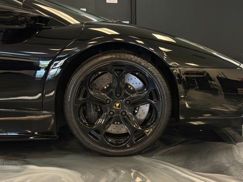 Used 2006 Lamborghini Murcielago Roadster AWD/4WD image 6