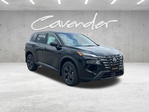 New 2026 Nissan Rogue SV FWD image 2