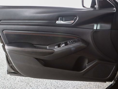 Used 2021 Nissan Altima 2.5 SR image 21