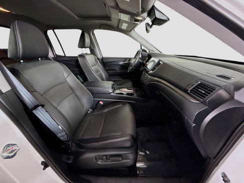 Used 2025 Honda Ridgeline RTL image 29