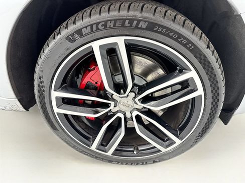 Used 2017 Audi SQ5 Premium Plus w/ Technology Package AWD/4WD image 31