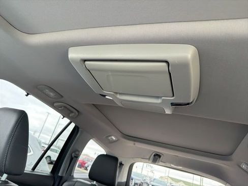 Used 2020 Honda Pilot Elite image 4