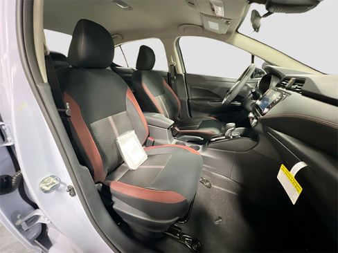 New 2025 Nissan Versa SR w/ Trunk Package image 25