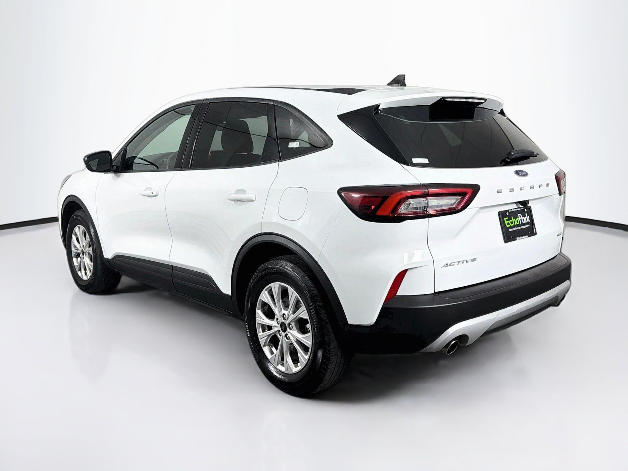 Used 2025 Ford Escape Active AWD/4WD image 5