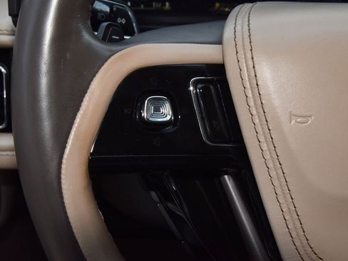 Used 2022 Lincoln Aviator Reserve w/ Equipment Group 201A AWD/4WD image 26