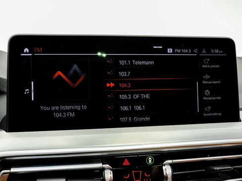 Used 2025 BMW X4 xDrive30i image 31