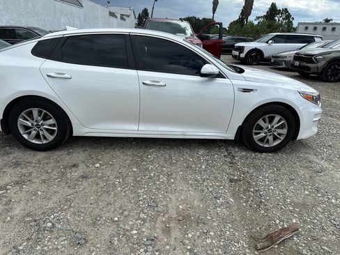 Used 2016 Kia Optima LX FWD image 6