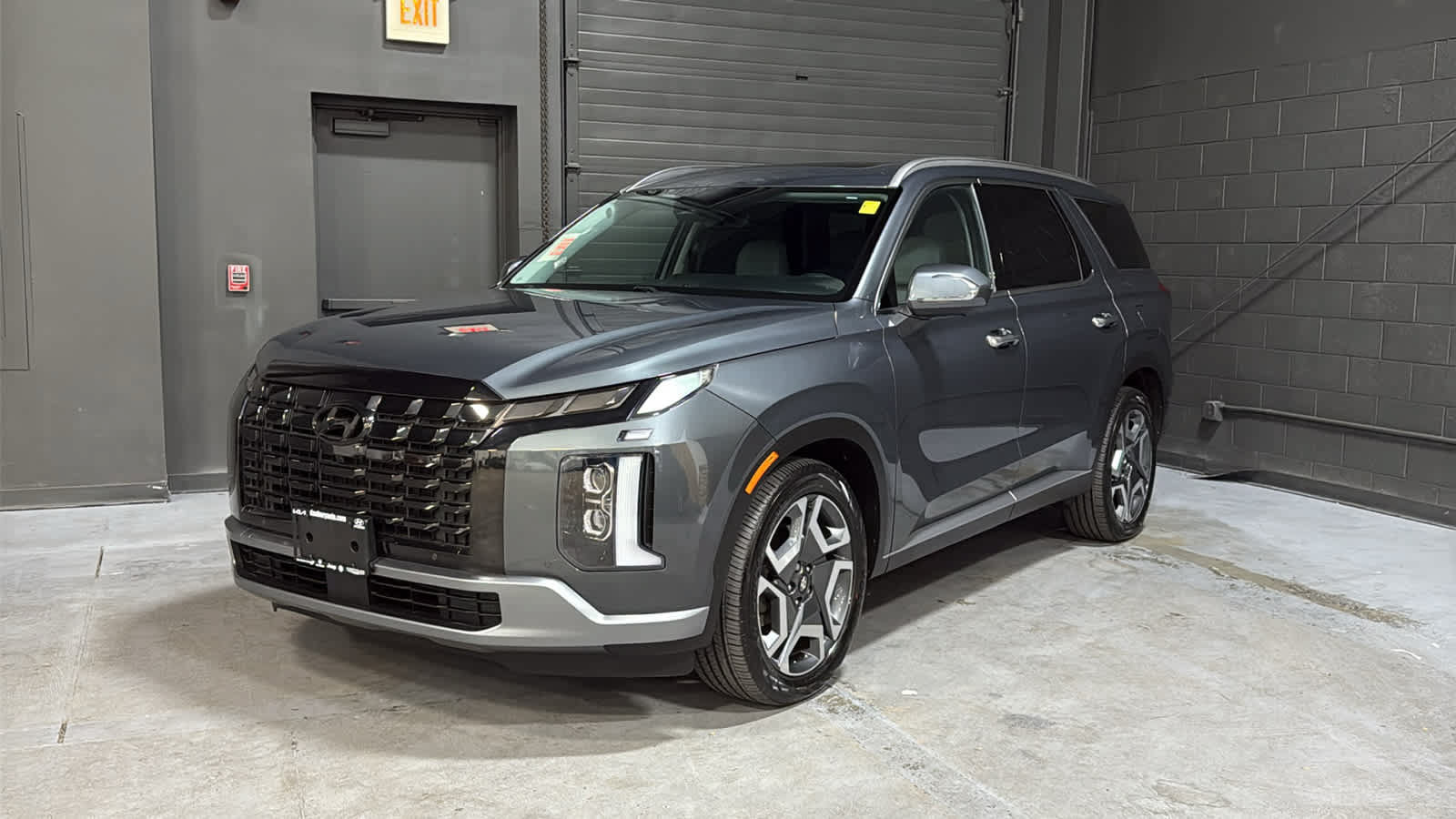 Used 2024 Hyundai Palisade SEL AWD/4WD image 3