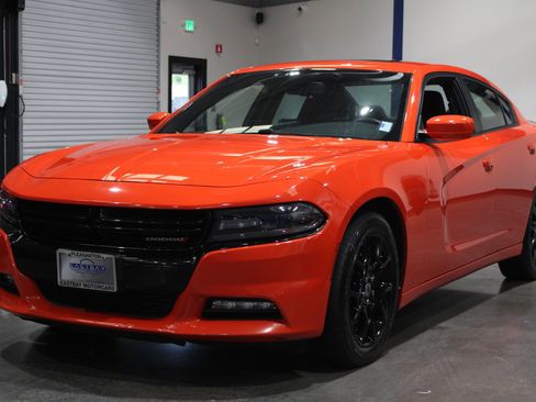 Used 2017 Dodge Charger SXT w/ Rallye Group AWD/4WD image 7