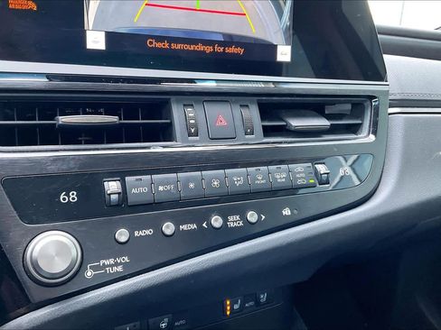 Used 2023 Lexus ES 350 w/ Premium Package image 29