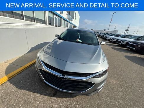 Used 2023 Chevrolet Malibu RS FWD image 4